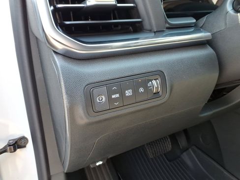 New 2027 GMC Terrain Elevation w/ Elevation Premium Package FWD image 9