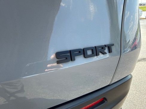 Used 2025 Honda HR-V Sport image 7