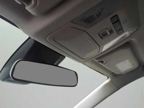 Used 2024 Toyota RAV4 LE AWD/4WD image 29