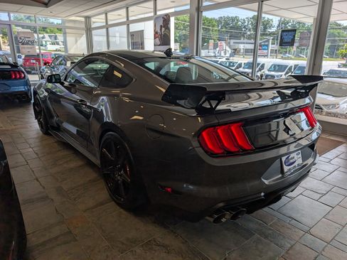 Certified 2021 Ford Mustang Shelby GT500 w/ Carbon Fiber Track Pack RWD image 3
