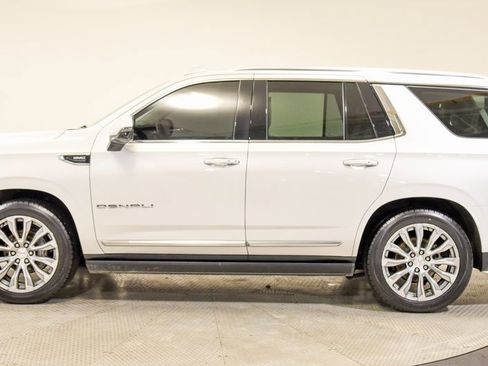 Used 2021 GMC Yukon Denali w/ Denali Ultimate Package image 8