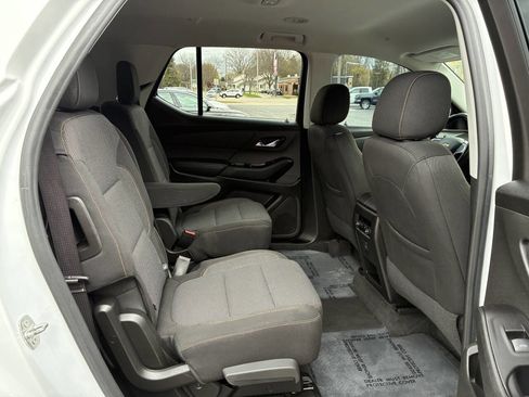 Used 2018 Chevrolet Traverse LT AWD/4WD image 34