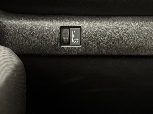 Used 2023 Chevrolet Colorado W/T image 26