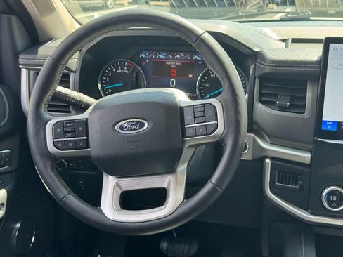 Used 2024 Ford Expedition Max XLT AWD/4WD image 19