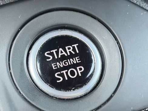 Used 2025 Nissan Sentra S FWD image 20