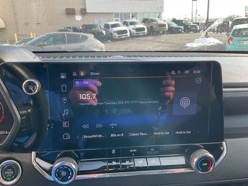 Used 2024 Chevrolet Colorado W/T image 9