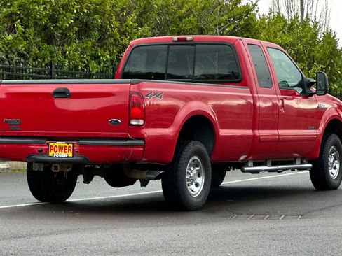 Used 2003 Ford F250 XLT image 4