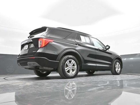 Used 2023 Ford Explorer XLT w/ Equipment Group 202A image 40