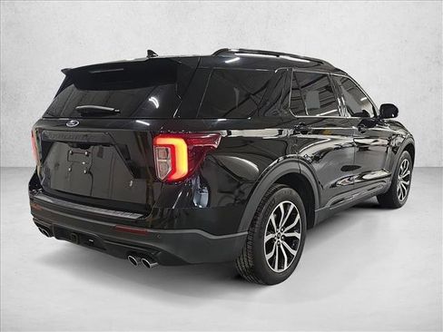 Used 2020 Ford Explorer ST image 5