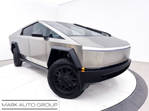 Used 2024 Tesla Cybertruck AWD Crew Cab image 1
