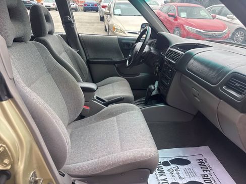 Used 2001 Subaru Forester L AWD/4WD image 17