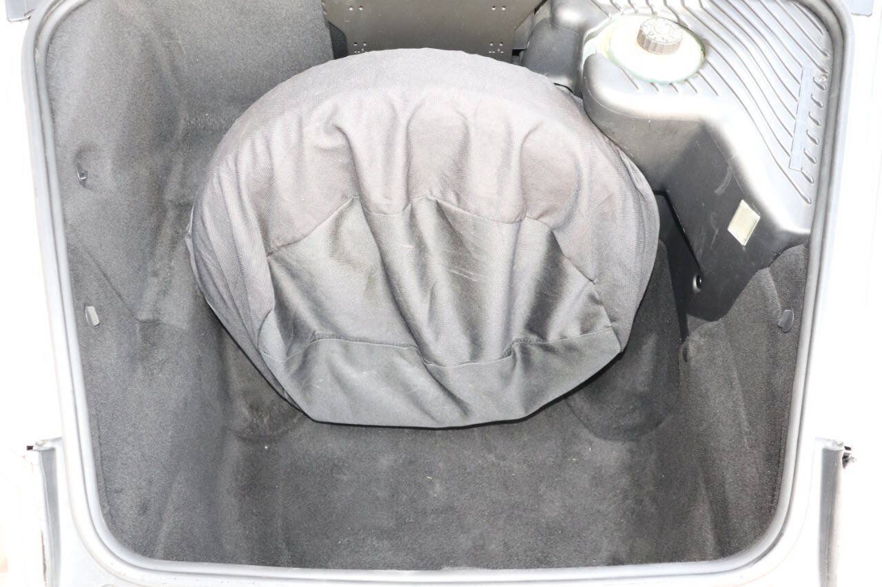 Used 2002 Porsche Boxster RWD image 41