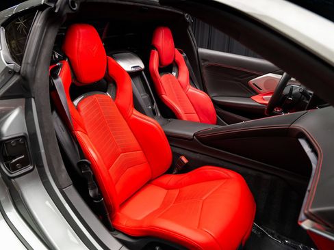 Used 2024 Chevrolet Corvette Z06 RWD image 65