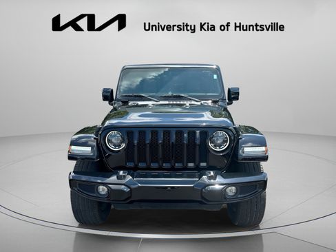 Used 2023 Jeep Wrangler Unlimited Sahara AWD/4WD image 3