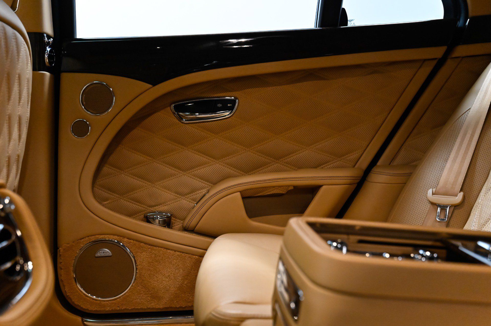Used 2017 Bentley Mulsanne RWD image 29