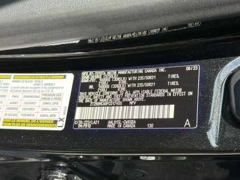 Used 2023 Lexus RX 350 w/ Cold Area Package AWD/4WD image 33