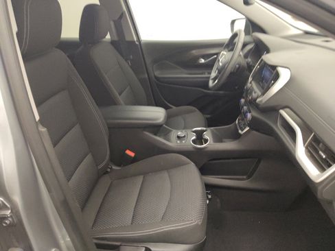Used 2023 GMC Terrain SLE w/ Driver Convenience Package image 21