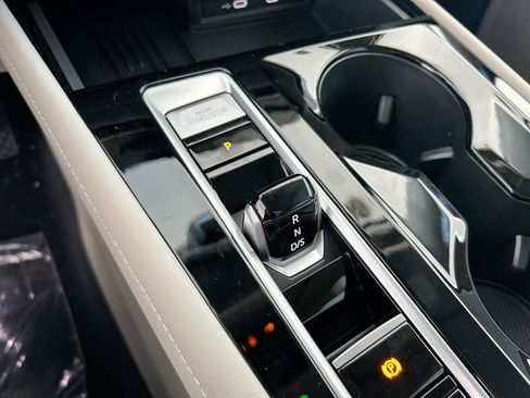 New 2026 Volkswagen Atlas SE image 31