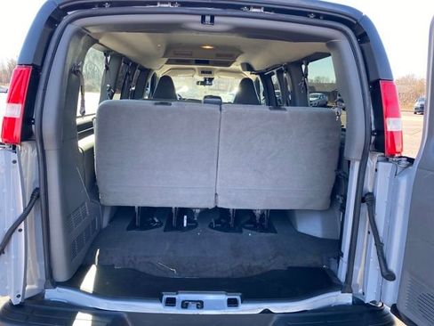 Certified 2021 Chevrolet Express 2500 LT w/ LT Preferred Equipment Group image 14