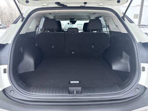 Used 2023 Kia Sportage LX image 11