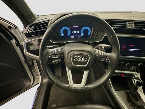 Used 2025 Audi Q3 2.0T Premium AWD/4WD image 18