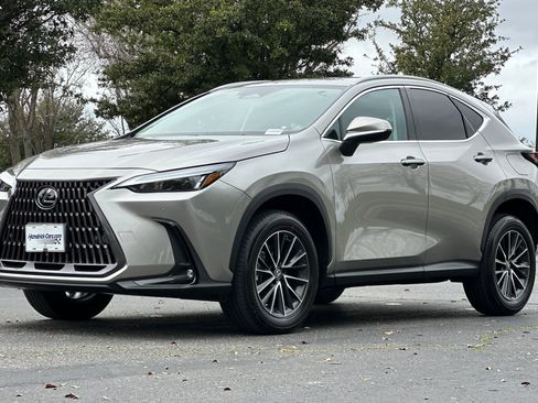 Used 2022 Lexus NX 350 AWD image 9