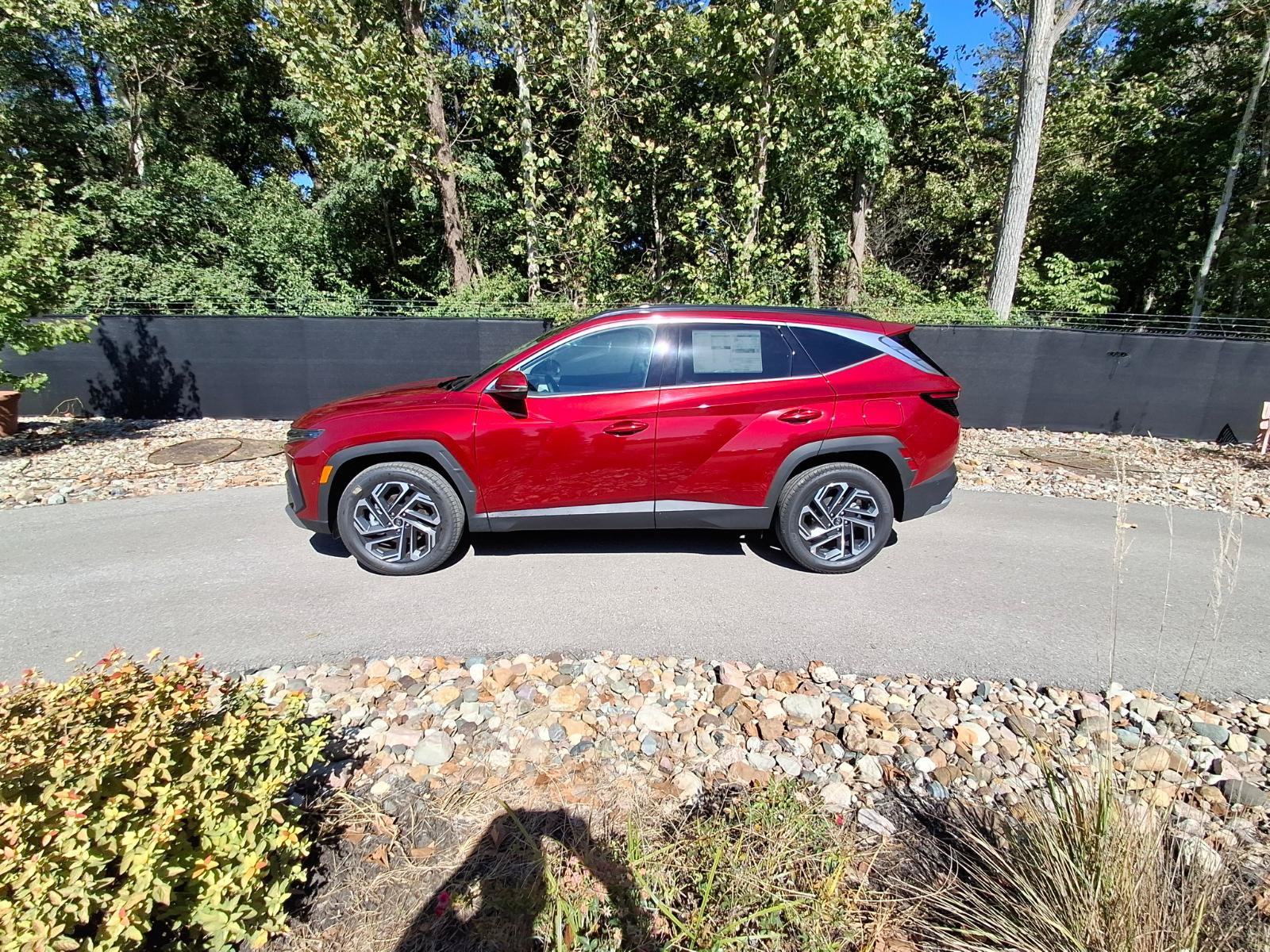 New 2026 Hyundai Tucson Limited w/ Tow & Go Package AWD/4WD image 2