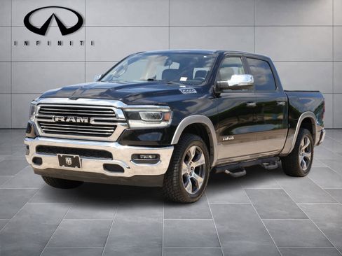 Used 2019 RAM 1500 Laramie AWD/4WD image 1