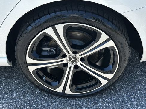 Certified 2025 Mercedes-Benz C 300 Sedan image 23