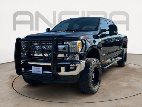 Used 2017 Ford F250 Lariat w/ Lariat Ultimate Package image 6