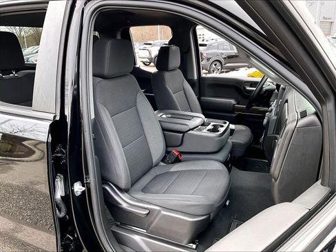 Used 2022 Chevrolet Silverado 1500 LT image 11