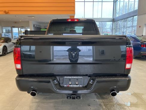 Used 2017 RAM 1500 Express w/ Black Ram 1500 Express Group image 6