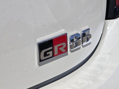 Used 2025 Toyota GR86 Premium w/ Performance Package RWD image 40