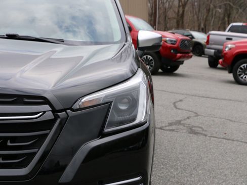 Used 2023 Subaru Forester Touring image 13