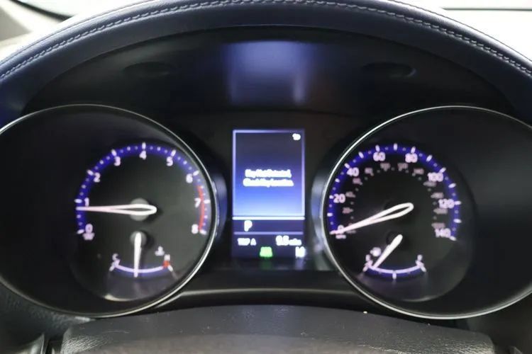 Used 2022 Toyota C-HR XLE FWD image 24