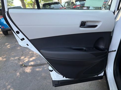 Used 2026 Toyota Corolla Cross L FWD image 21