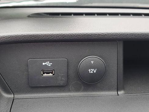 New 2024 Ford Transit 250 148 Medium Roof image 25