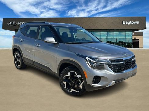 Used 2025 Kia Seltos S image 1