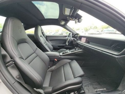 Used 2020 Porsche 911 Carrera RWD image 21