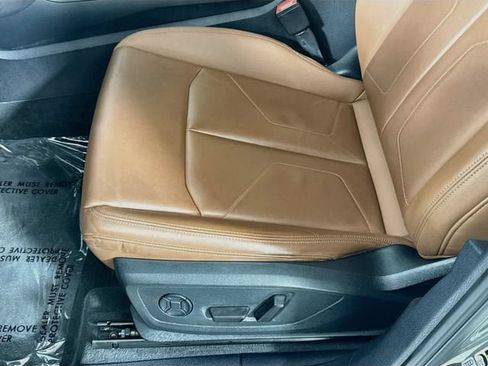 Used 2023 Audi Q3 2.0T Premium w/ Convenience Package AWD/4WD image 18