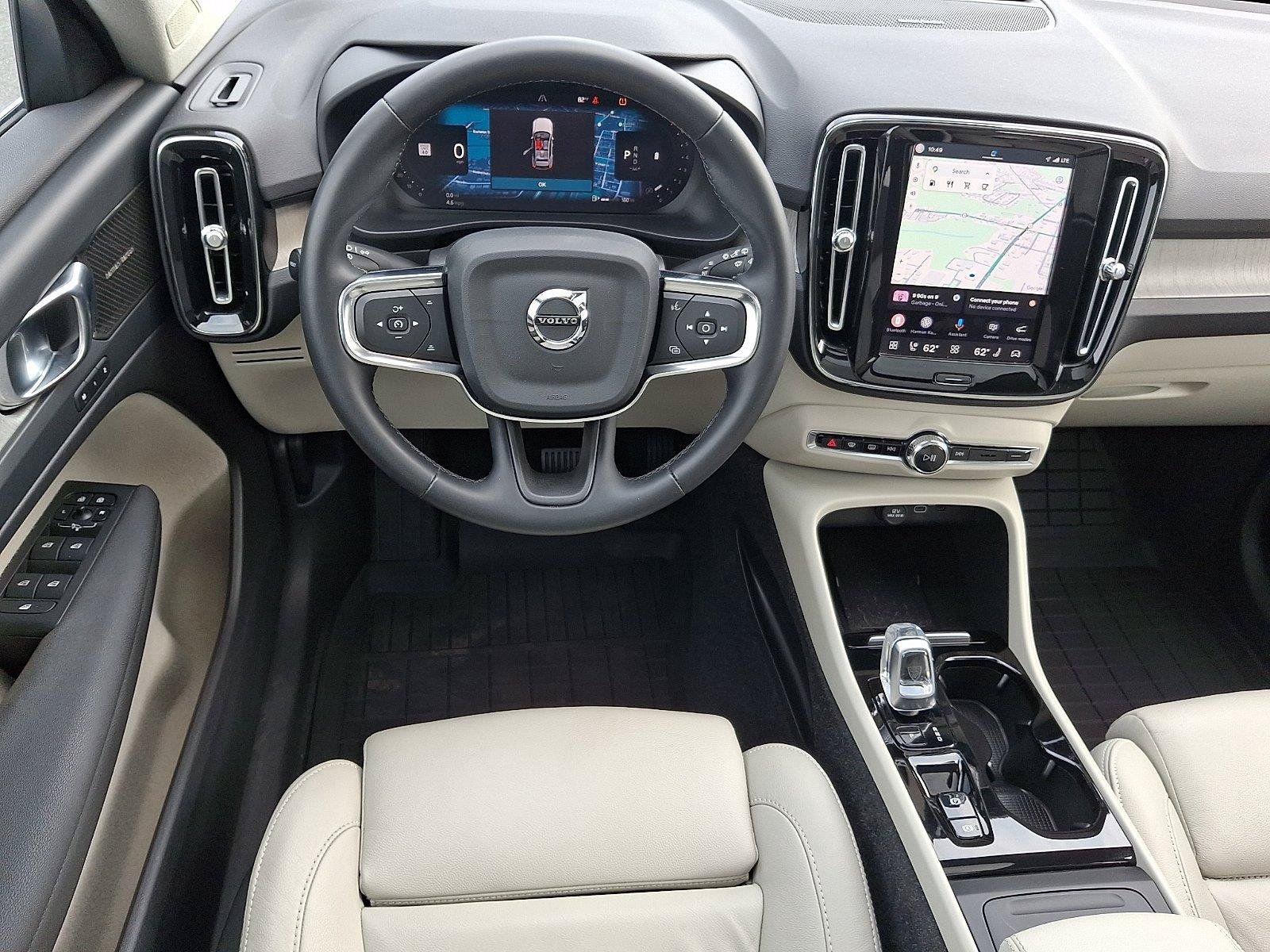 Used 2023 Volvo XC40 B5 Ultimate w/ Protection Package Premier AWD/4WD image 11