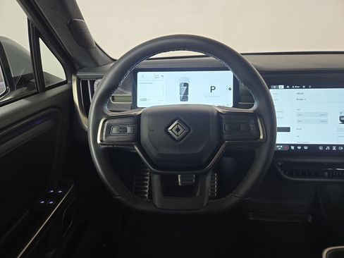 Used 2024 Rivian R1S Adventure AWD/4WD image 28