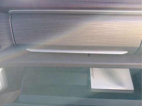 Used 2024 Ford Expedition Limited AWD/4WD image 12