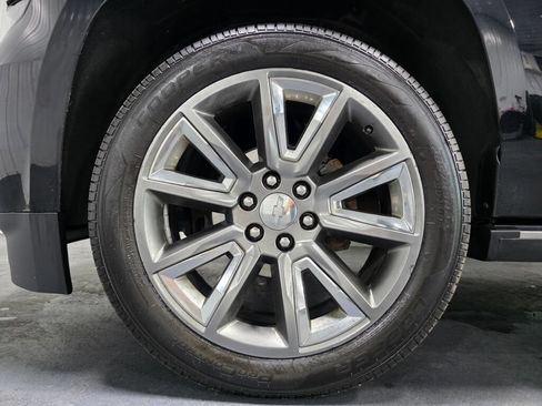 Used 2018 Chevrolet Tahoe Premier AWD/4WD image 5