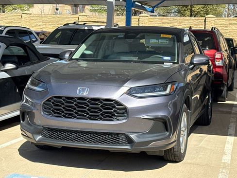 Used 2023 Honda HR-V LX image 1