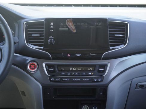 Used 2021 Honda Pilot EX image 20