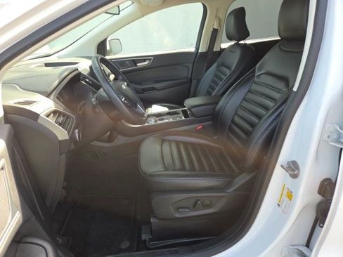 Used 2024 Ford Edge SEL image 17