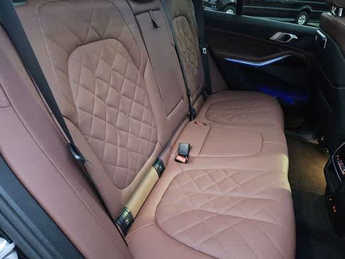 Used 2025 BMW X5 xDrive40i w/ Climate Comfort Package image 20