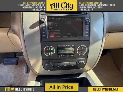 Used 2011 GMC Yukon SLT w/ SLT-2 Equipment Package image 16