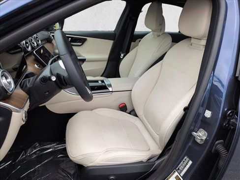Used 2025 Mercedes-Benz C 300 Sedan image 17